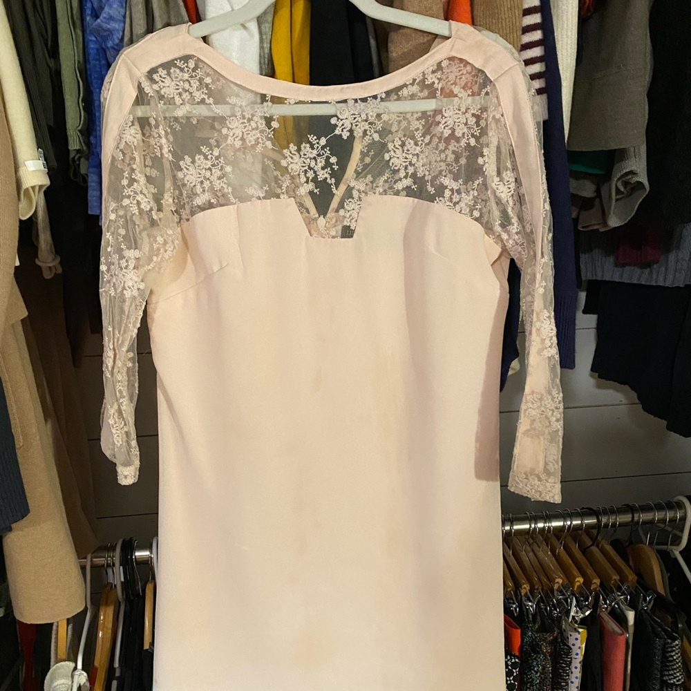 Blush dress fits 4/6. Knee length. Missing button